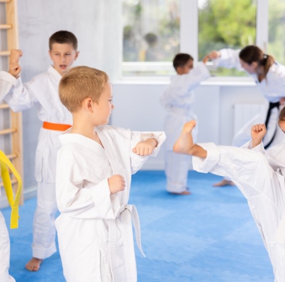 Kinder machen Karate