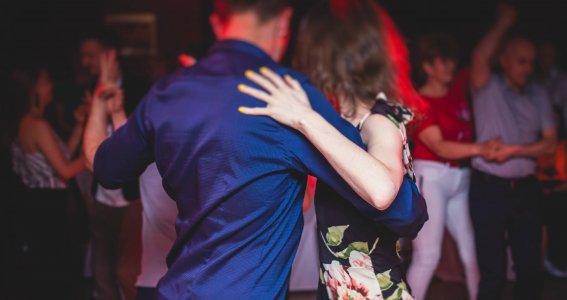 Salsa Beginners | 18 Jahre | Neuhausen-Nymphenburg