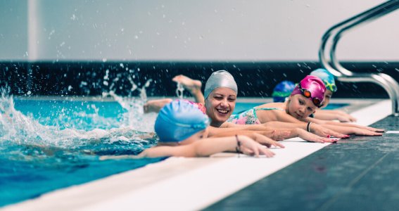 Anfänger Kinderschwimmen: Flipper Kids | 4  - 12 Jahre |