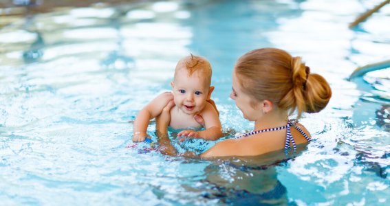 Babyschwimmen | 8 Monate - 1 Jahr | Oberföhring