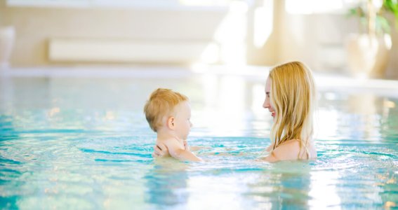 Baby & Kleinkindschwimmen schwimmen | 1  - 2 Jahre | Oberföhring