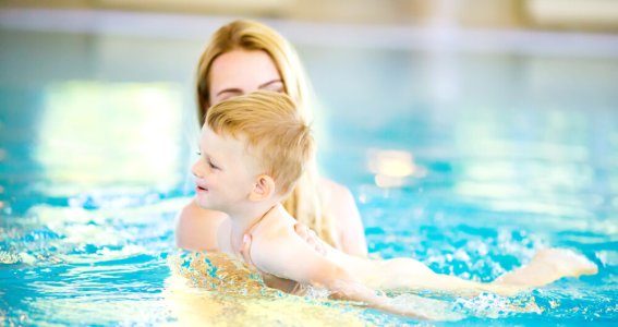 Baby & Kleinkindschwimmen schwimmen | 1  - 2 Jahre | Oberföhring