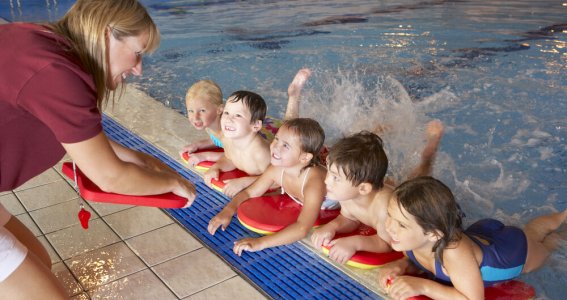 Schwimmkurs: Kinder Anfänger | 6  - 10 Jahre | Schwabing-Freimann