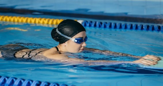 Erwachsenenschwimmen für Anfänger | Erwachsene | Fürstenried West