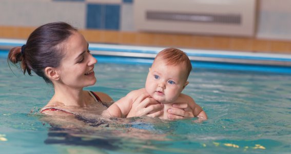 Babyschwimmen | 6 Monate - 1 Jahr | Remscheid