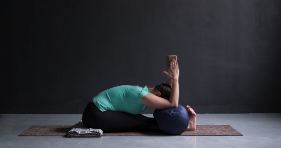 Yogakurs: Yin Yoga | Erwachsene | Kareth