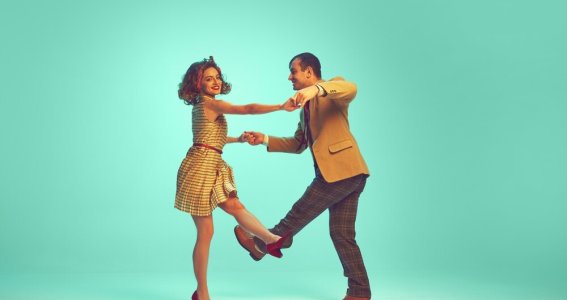 Tanzworkshop: West Coast Swing "Hip Catch" | Erwachsene | Innenstadt