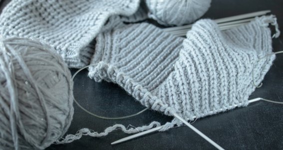 Starte dein Strickprojekt – Schal oder Stirnband | Erwachsene | Oberföhring