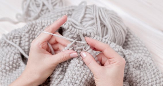 Starte dein Strickprojekt – Schal oder Stirnband | Erwachsene | Oberföhring