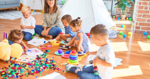 Montessori Unterricht für Kinder | 1  - 3 Jahre | Düsseldorf