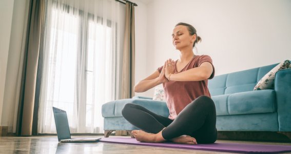 Yogakurs für mehr Ruhe & Gelassenheit | Erwachsene | Online