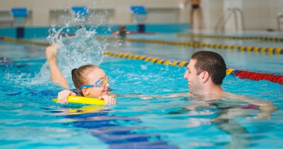 Privater Anfängerschwimmkurs mit Abholservice  | 4  - 12 Jahre | Bogenhausen